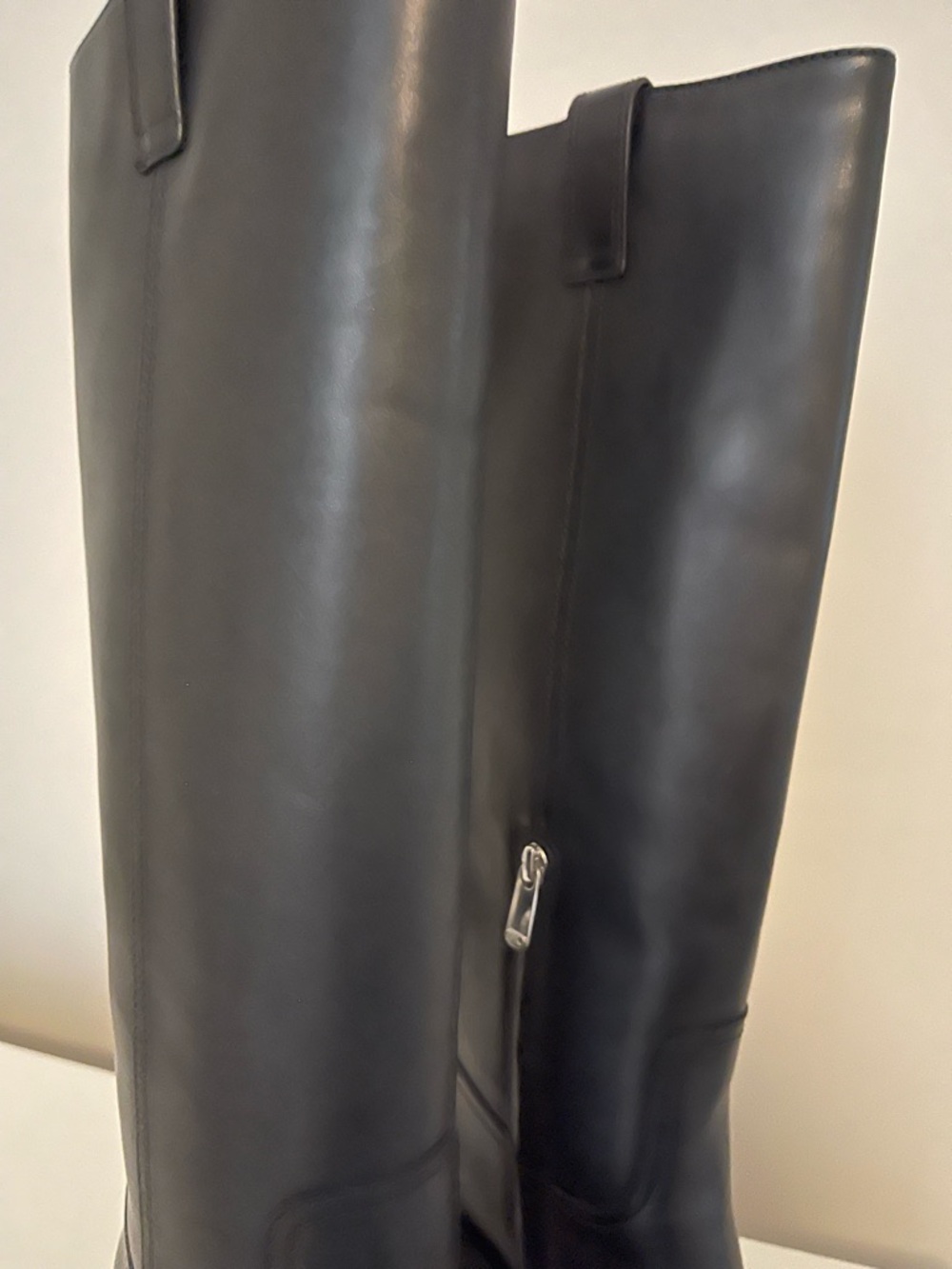 Michael Kors Leather Women's Black Knee-High Block Heel Boots 8.5 - Picture 6 of 8